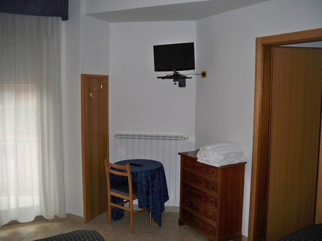 Albergo Corradetti กัสเตลดิซังโกร ห้อง รูปภาพ